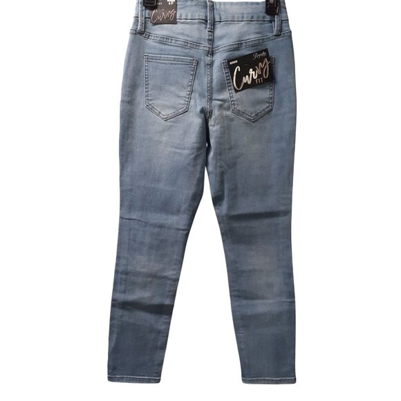 Royalty for Me Skinny Jeans Womens Petites Size 4P Blue Denim Curvy Fit NWT - Picture 2 of 5